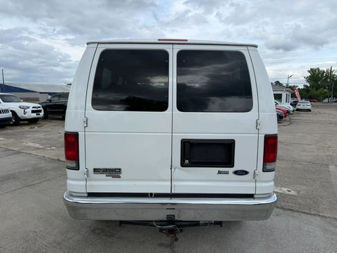 Used 2012 Ford E-350 and Econoline 350 XLT RWD image 4