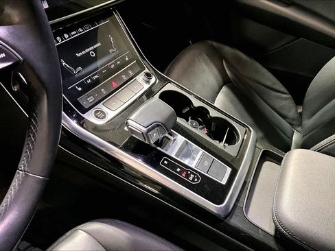 Used 2021 Audi Q7 3.0T Premium Plus w/ Premium Plus Package AWD/4WD image 17