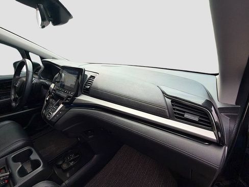 Used 2023 Honda Odyssey Touring image 31