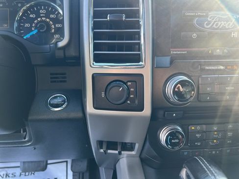 Used 2015 Ford F150 Lariat w/ Equipment Group 501A Mid image 30