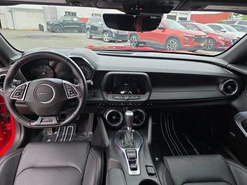 Used 2019 Chevrolet Camaro SS RWD image 10