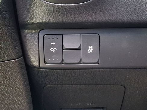 Used 2014 Kia Soul FWD image 24