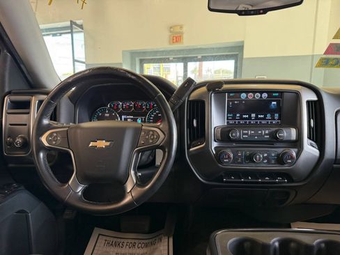 Used 2018 Chevrolet Silverado 1500 LT w/ All Star Edition RWD image 13