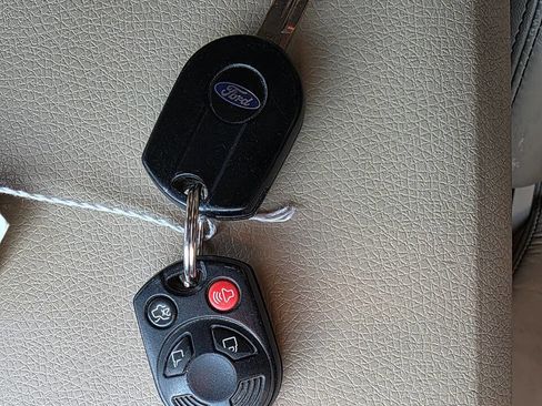 Used 2009 Ford Edge Limited image 28