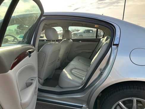 Used 2008 Buick Lucerne CXL w/ Driver Confidence Package image 19