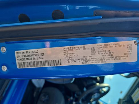 Used 2023 Jeep Wrangler Sport AWD/4WD image 31