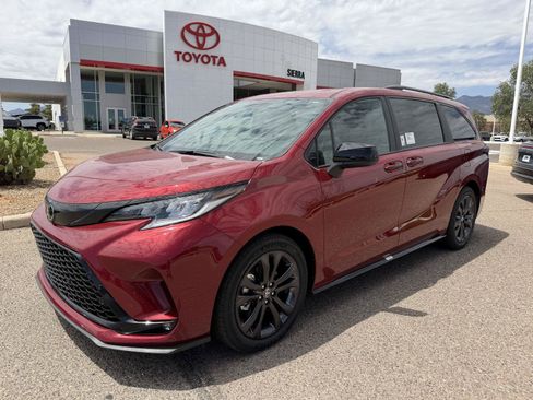 New 2026 Toyota Sienna XSE FWD image 1