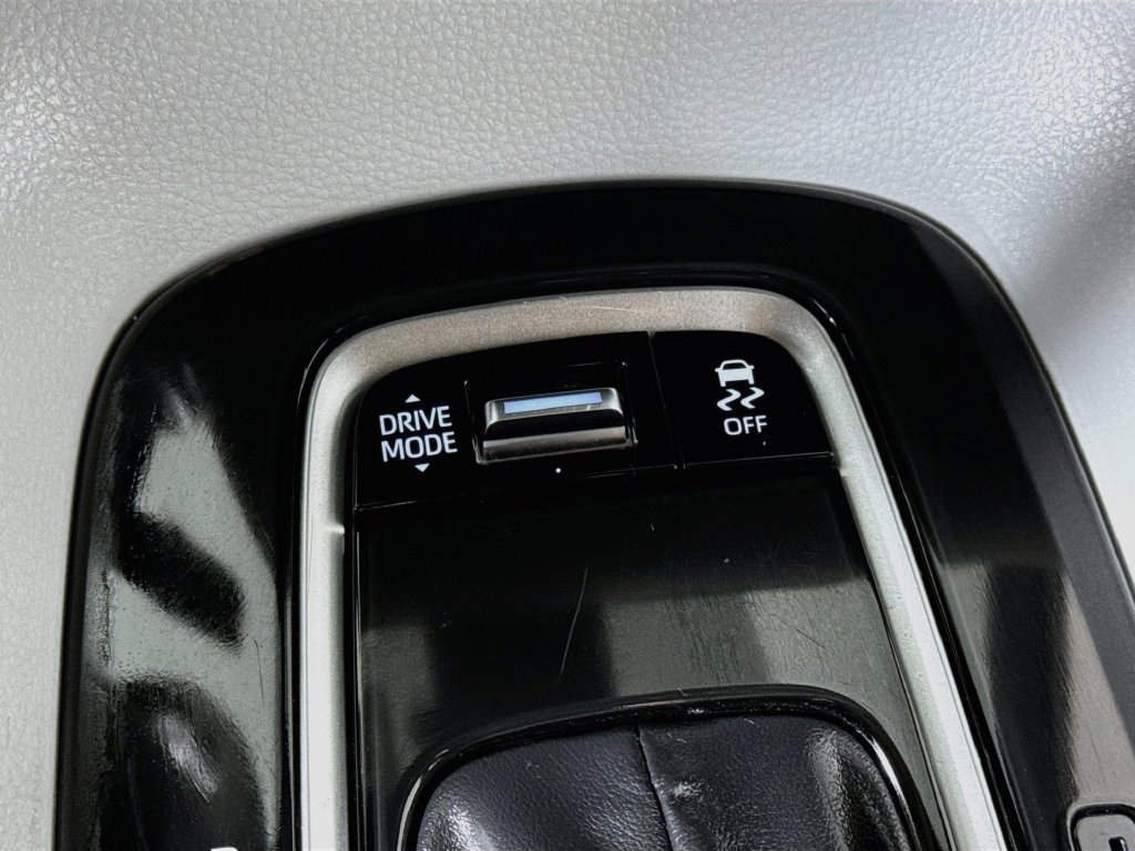 Used 2024 Toyota Corolla SE FWD image 16