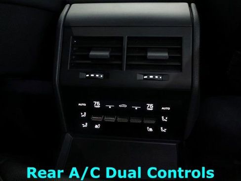 Used 2024 Porsche Panamera 4 image 38