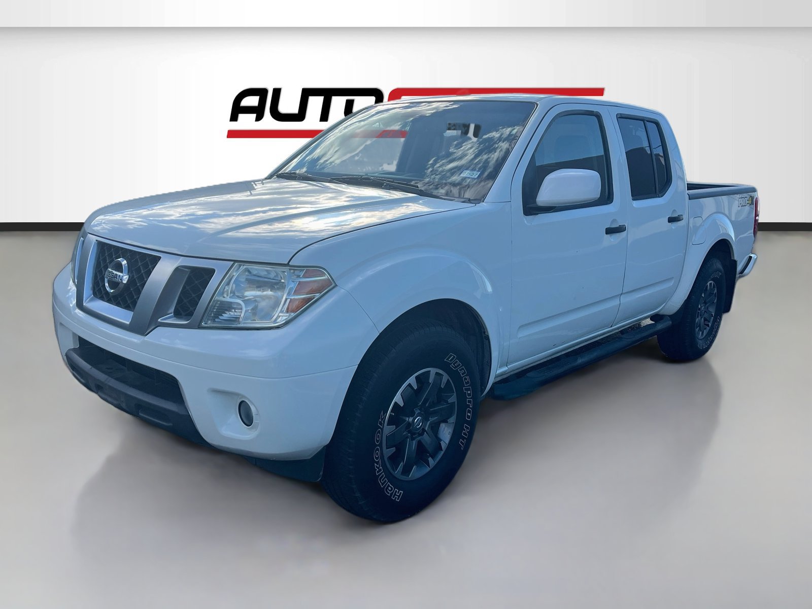 Used 2019 Nissan Frontier PRO-4X AWD/4WD image 3