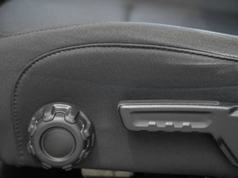 Used 2023 Jeep Wrangler Unlimited Sport AWD/4WD image 34