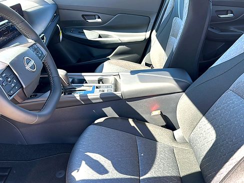 New 2026 Nissan Sentra SV w/ SV Convenience Package image 10