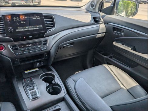 Used 2021 Honda Pilot Special Edition image 9