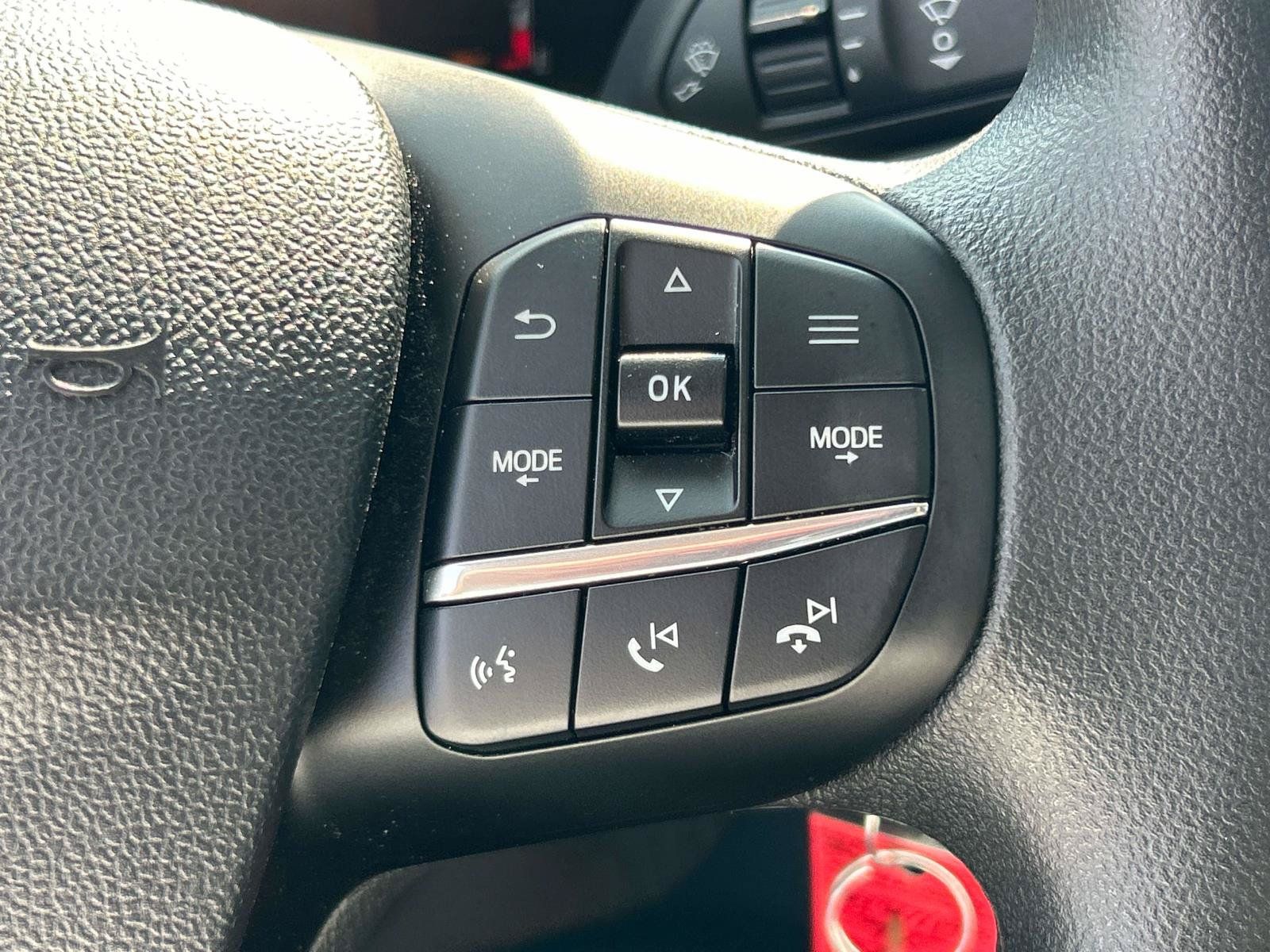 Used 2025 Ford Maverick XL FWD image 29