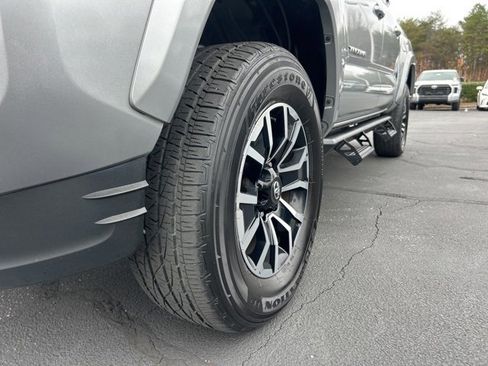 Used 2023 Toyota Tacoma TRD Sport image 13