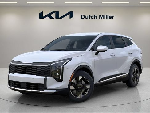 Used 2026 Kia Sportage LX FWD image 1