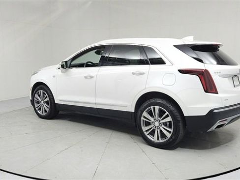 Certified 2025 Cadillac XT5 Premium Luxury w/ LPO, Floor Liner Package image 3