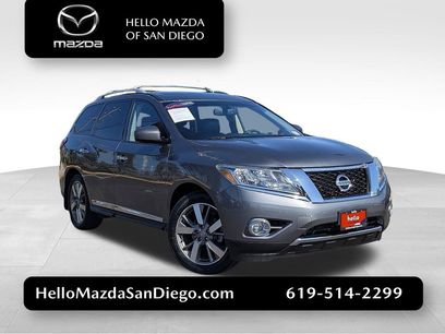 Used 2015 Nissan Pathfinder Platinum w/ Family Entertainment Package