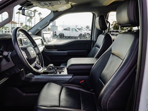 Used 2022 Ford F150 Lariat w/ Trailer Tow Package image 18