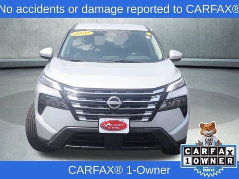 Used 2025 Nissan Rogue SV AWD/4WD image 2