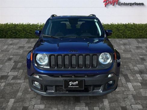 Used 2018 Jeep Renegade Altitude FWD image 5