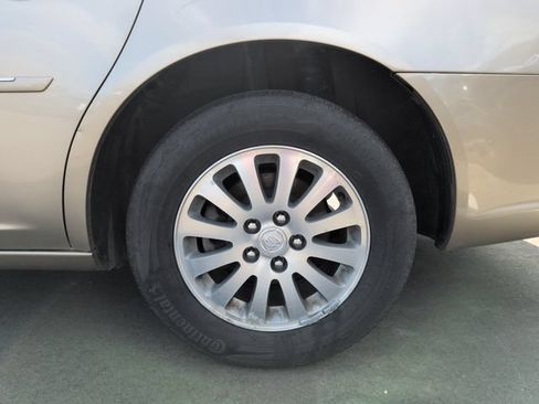 Used 2006 Buick Lucerne CX FWD image 11