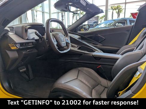 Used 2025 Chevrolet Corvette Z06 w/ Stealth Interior Trim Package RWD image 17