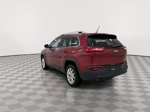Used 2016 Jeep Cherokee Latitude w/ Safety/Convenience Group image 8