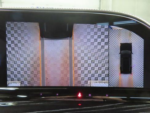Used 2022 Cadillac Escalade ESV Sport w/ Touring Package AWD/4WD image 24