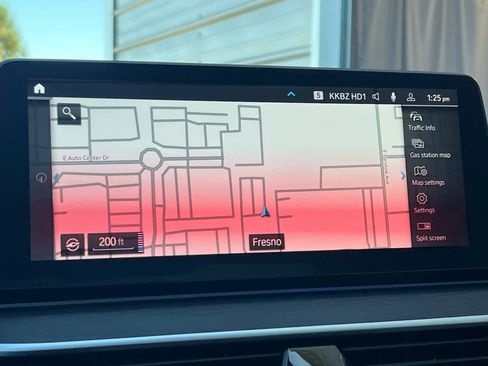 Used 2023 BMW 530e image 22