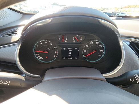 Used 2020 Chevrolet Malibu LT image 15