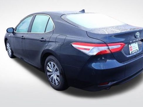 Certified 2020 Toyota Camry LE image 3