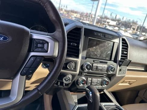 Used 2018 Ford F150 Lariat w/ Equipment Group 502A Luxury image 8