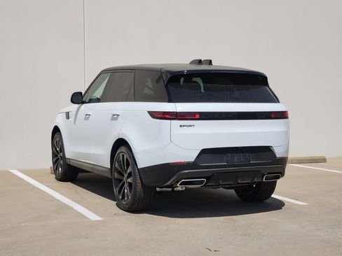 New 2026 Land Rover Range Rover Sport SE image 3
