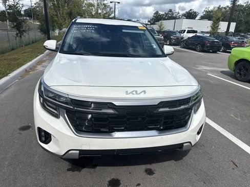 Used 2024 Kia Seltos SX AWD/4WD image 2