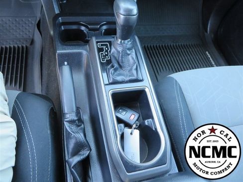 Used 2021 Toyota Tacoma TRD Sport image 44