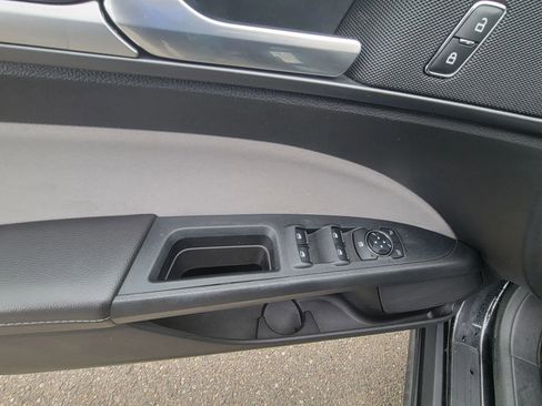 Used 2014 Ford Fusion S image 9