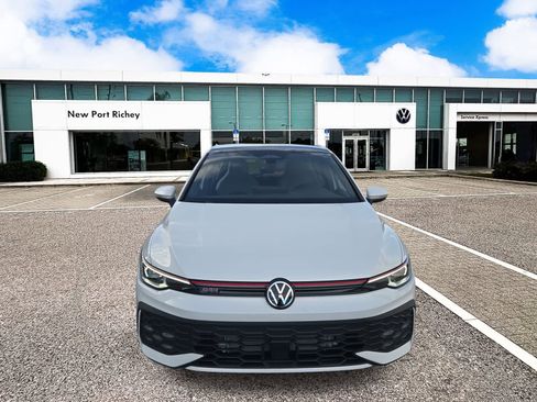 New 2026 Volkswagen GTI SE FWD image 3