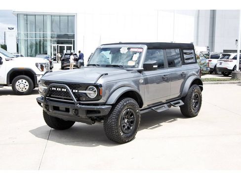Used 2024 Ford Bronco Wildtrak AWD/4WD image 3