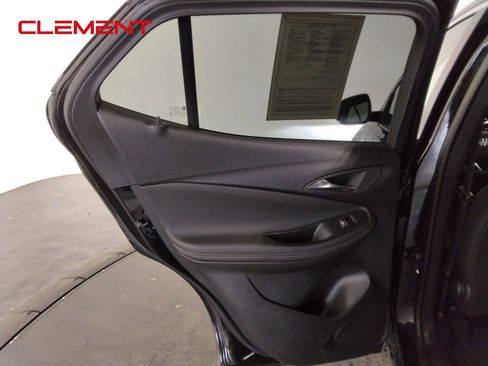 Used 2025 Buick Encore GX Preferred image 32