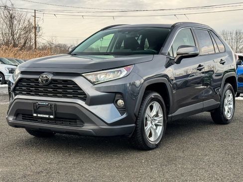 Used 2021 Toyota RAV4 XLE image 7