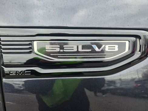 Used 2023 GMC Sierra 1500 Elevation w/ LPO, Elevation Black Package image 34