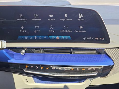 New 2026 Cadillac Optiq Luxury 2 AWD/4WD image 28