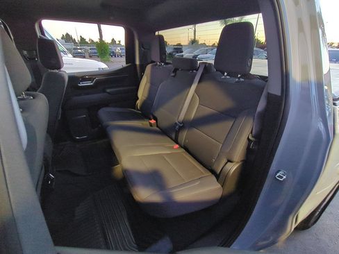 Used 2024 GMC Sierra 1500 SLE AWD/4WD image 24