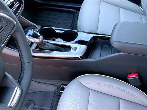 New 2026 Buick Envista Avenir FWD image 11