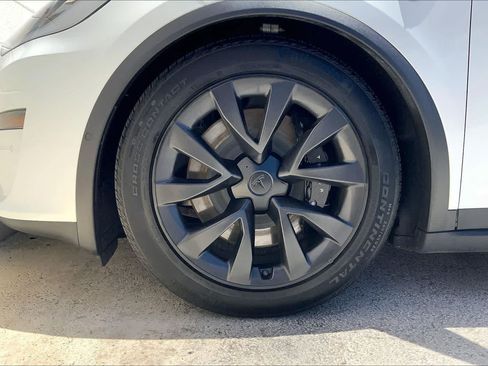 Used 2022 Tesla Model X Plaid AWD/4WD image 8