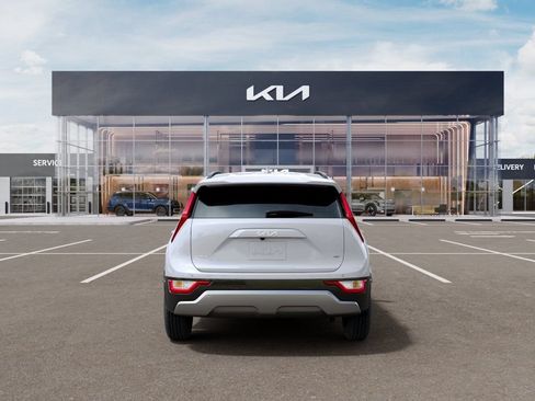 New 2026 Kia Niro FWD image 5