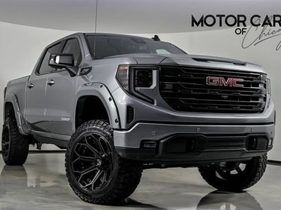 Used 2025 GMC Sierra 1500 Elevation w/ Elevation Premium Package