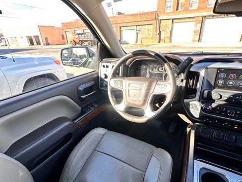 Used 2015 GMC Sierra 1500 SLT w/ SLT Crew Cab Value Package AWD/4WD image 26
