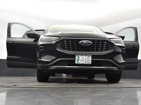 Used 2024 Ford Escape Active AWD/4WD image 11